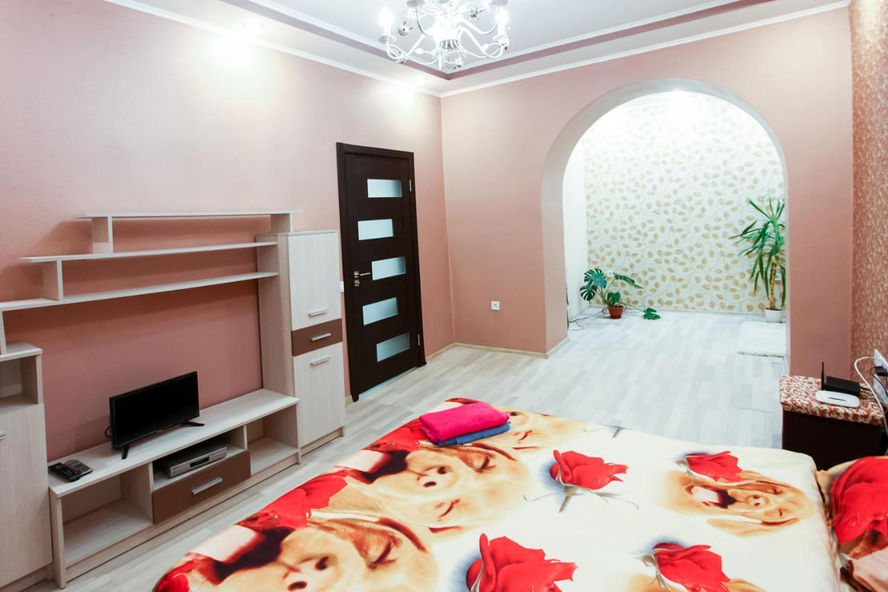 Sweet Home Apartment Kiew Exterior foto