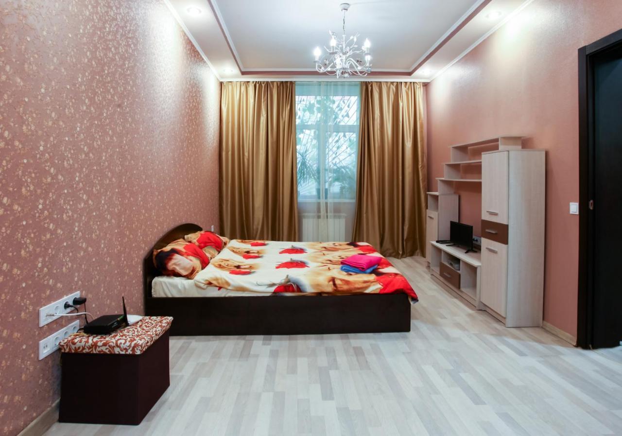 Sweet Home Apartment Kiew Exterior foto